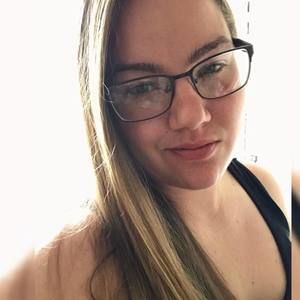 Meet your Posher, Makayla